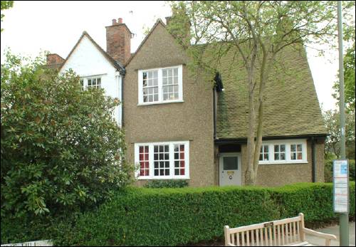 56 Asmuns Hill a